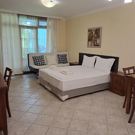 Deluxe In Sveta Marina Holiday Village * Созополь